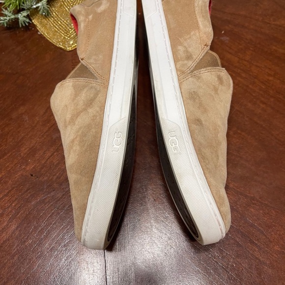 UGG KITLYN SLIP ON SNEAKER  SUEDE - Picture 4 of 9